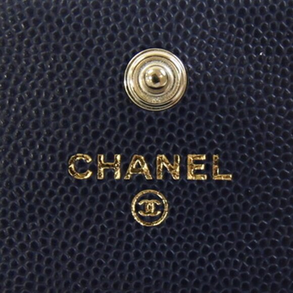 CHANEL Purple Caviar Leather Logo Wallet - Picture 5 of 6